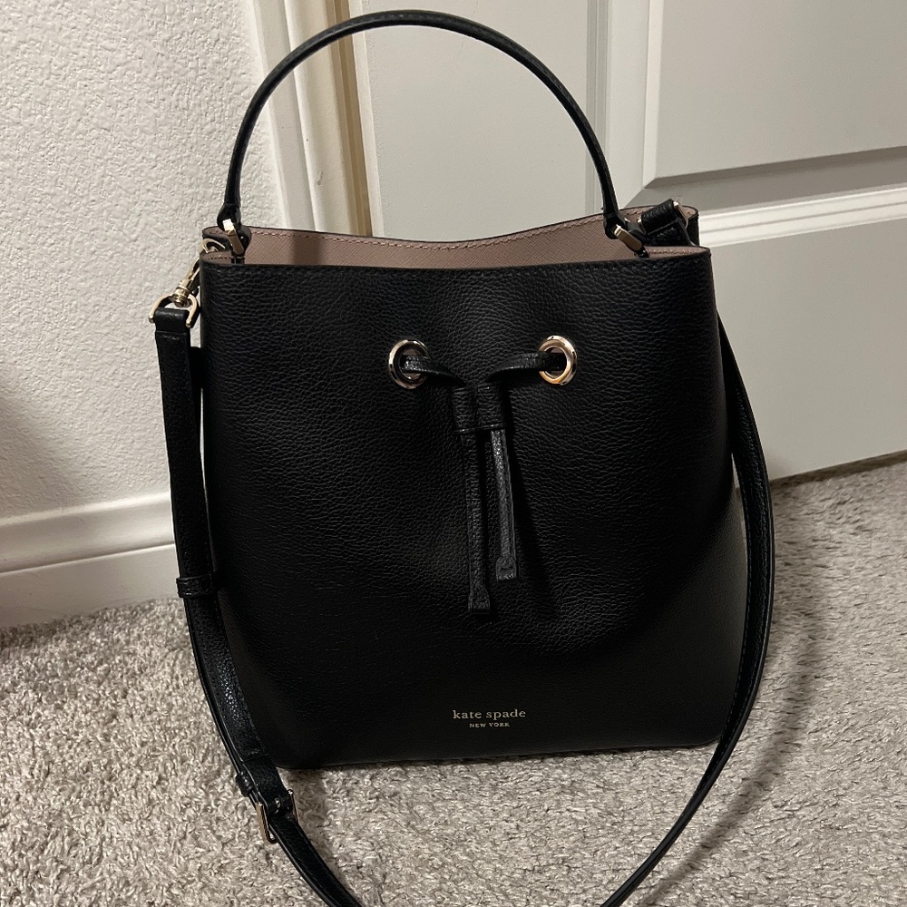 Kate Spade Sadie bucket bag